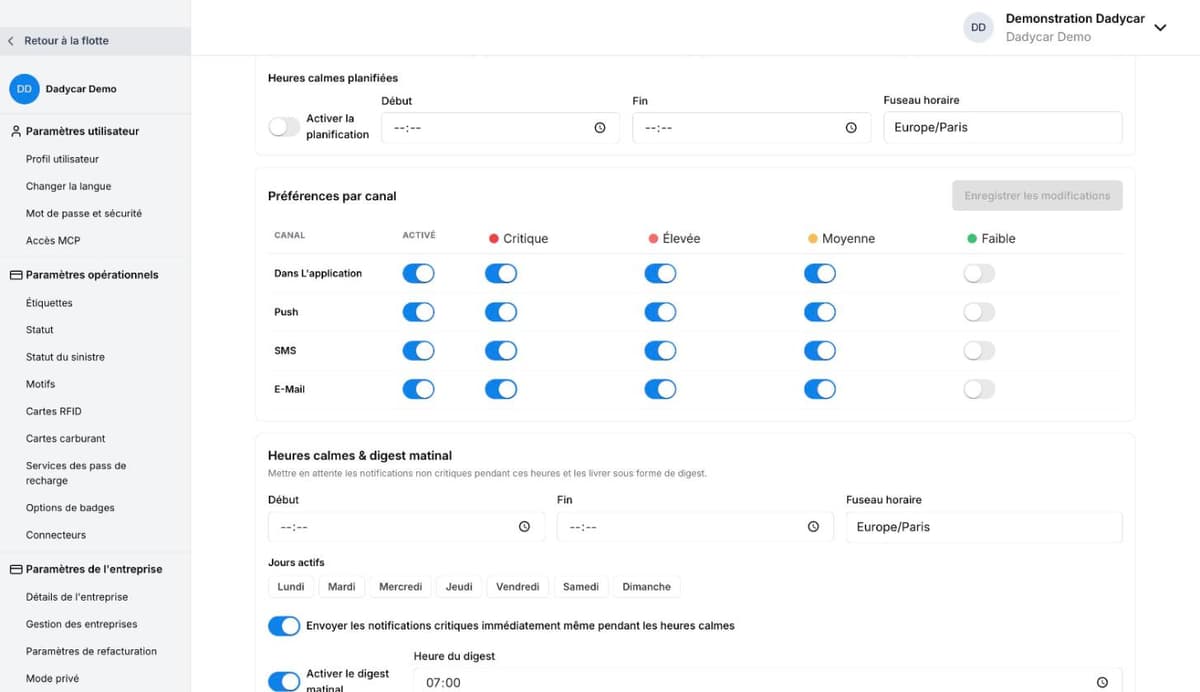 Paramètres de notification Dadycar : préférences par canal et par priorité, heures calmes et digest matinal