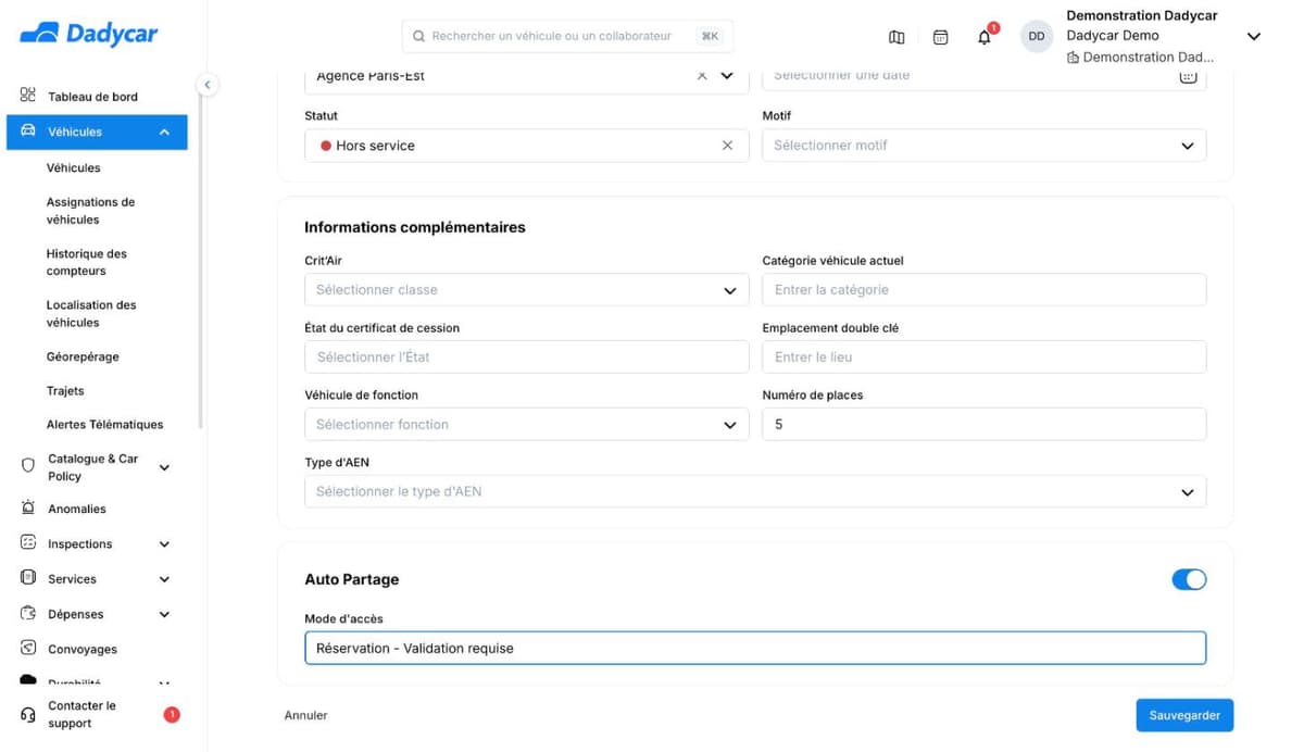 La fin de la page Modifier le véhicule : la section Auto Partage, avec son interrupteur activé et le champ Mode d'accès réglé sur Réservation - Validation requise